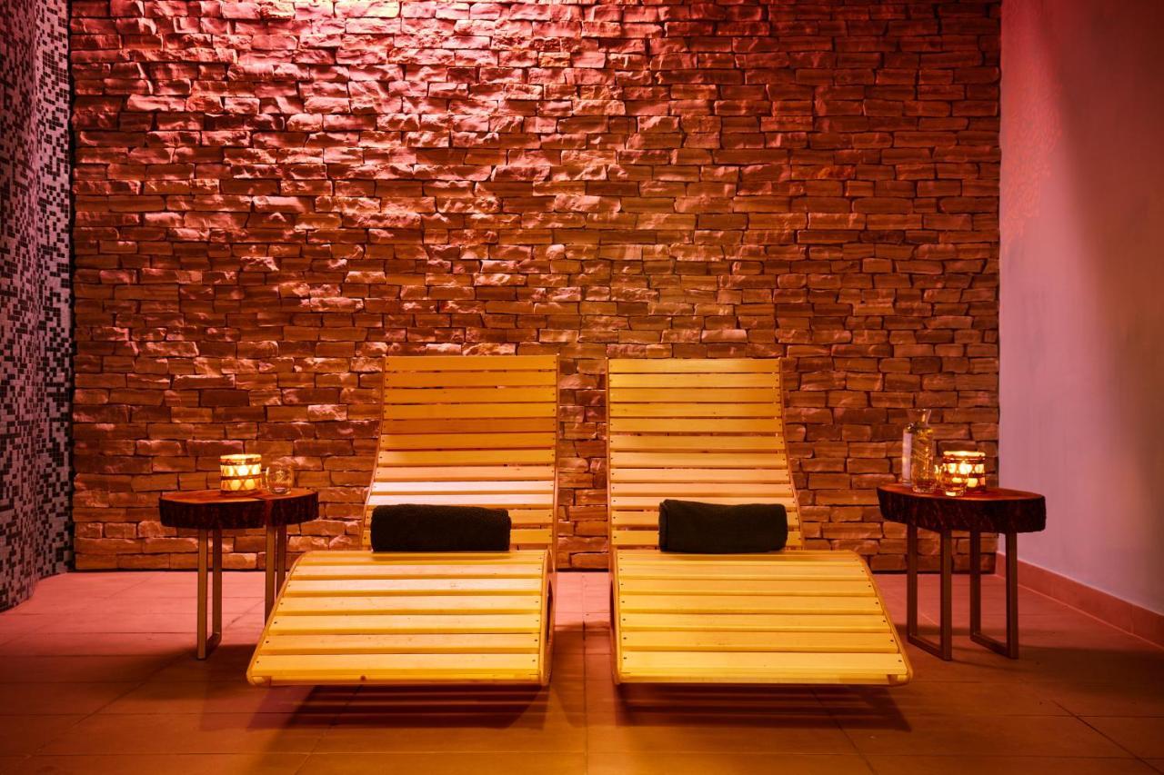 Centuria Hotel & Natural Spa Ogrodzieniec Εξωτερικό φωτογραφία